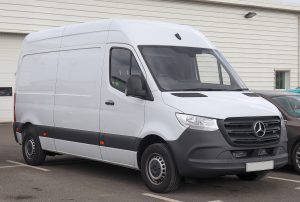 Sewa Sprinter Jakarta Untuk Keperluan Bisnis, Keluarga dan Wisata