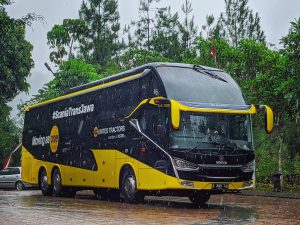 sewa bus pariwisata di Depok