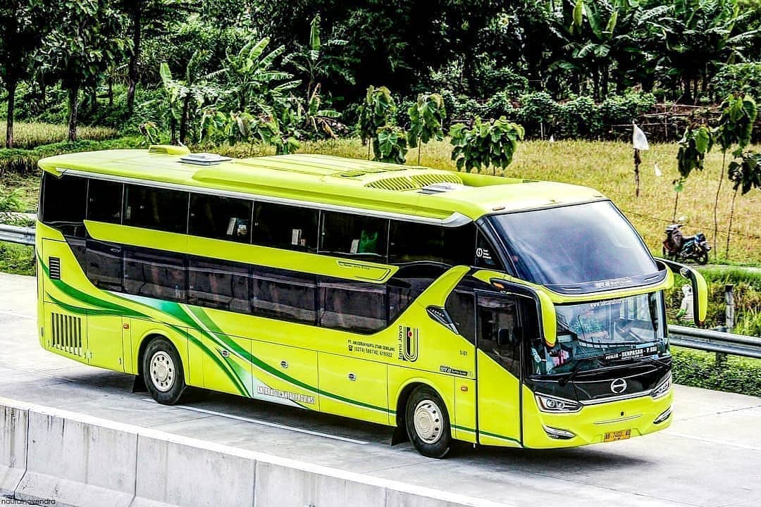 sewa bus jakarta