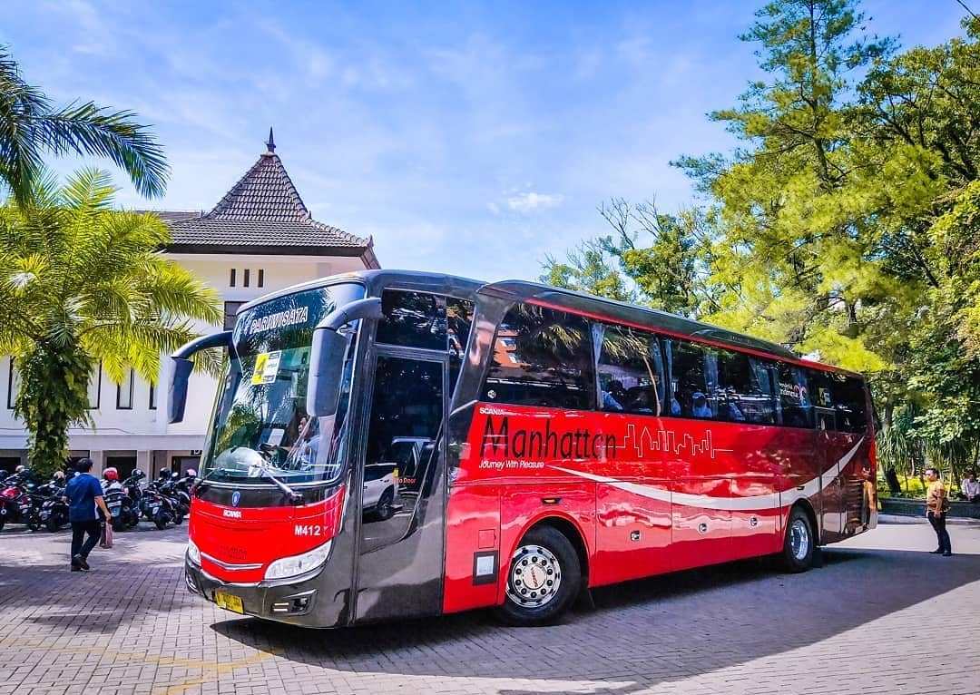 sewa bus jakarta andarabus16