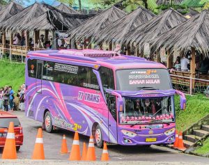 Spesifikasi dan Harga Jetbus 3 UHD ADI PUTRO sewa bus jakarta andarabus