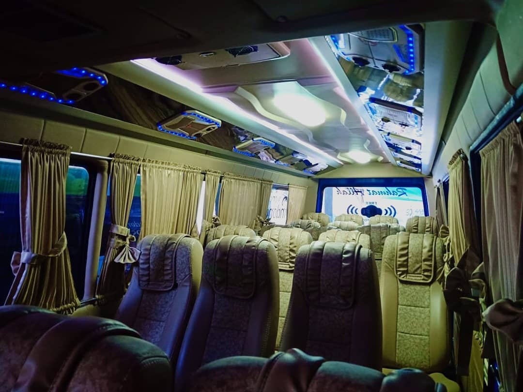 6 Fasilitas yang Harus Dicek Sebelum Sewa Bus Jakarta