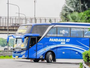 sewa bus pariwisata bogor