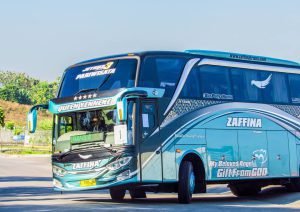 sewa bus pariwisata depok