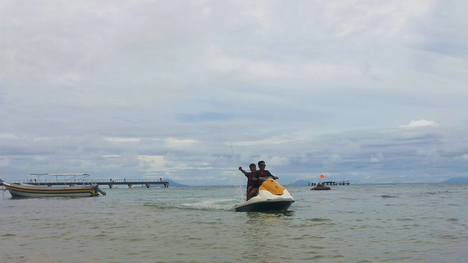 Pantai Tanjung Lesung