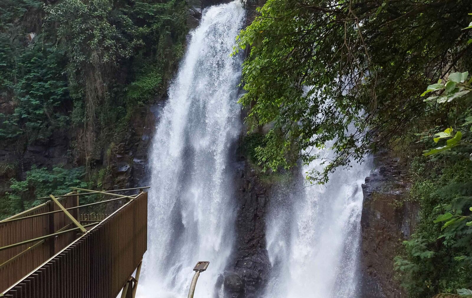 Wisata Curug Bandung