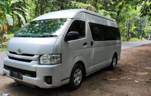 travel Jakarta Karanganyar