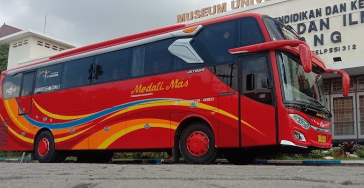 travel Jakarta Mojokerto