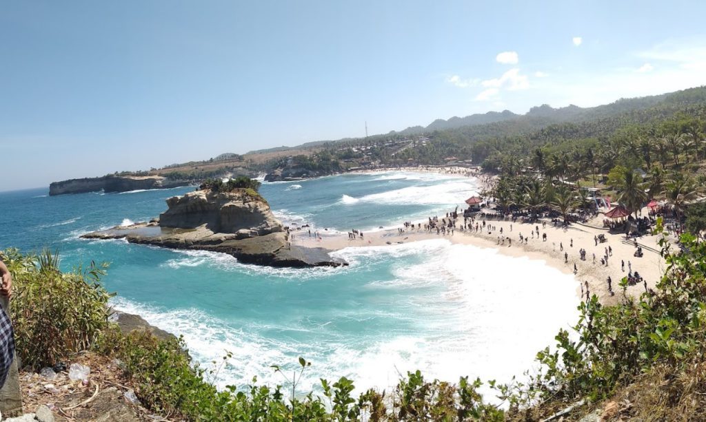 Pantai Klayar