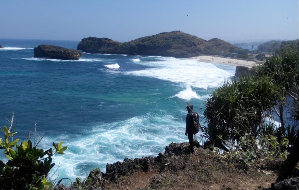 Pantai Srau