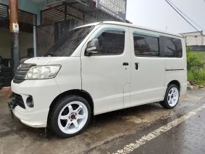 7 Rekomendasi Travel Jakarta Majenang Terbaik