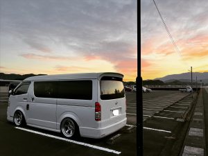 Rekomendasi 7 Travel Jakarta Gresik Terbaik