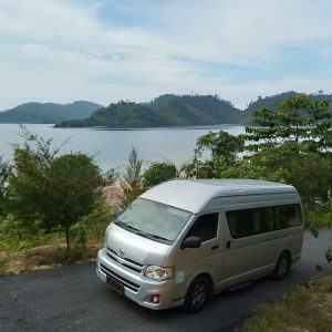 7 Rekomendasi Travel Jakarta Jogja