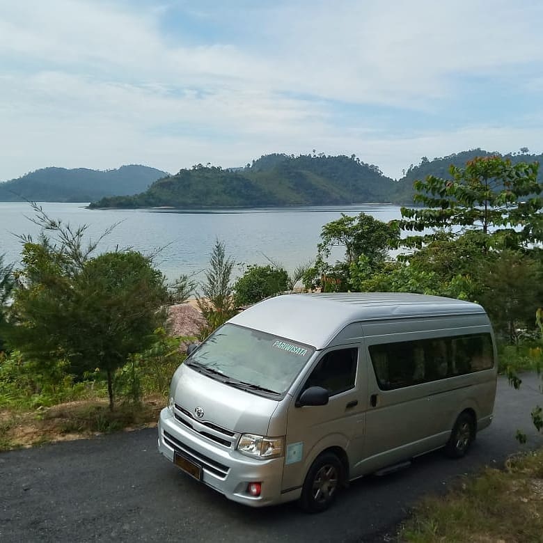 7 Rekomendasi Travel Jakarta Jogja