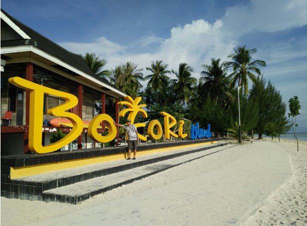 wisata bahari di sulawesi tenggara