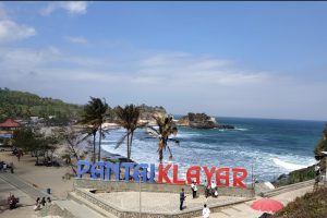 pantai klayar pacitan