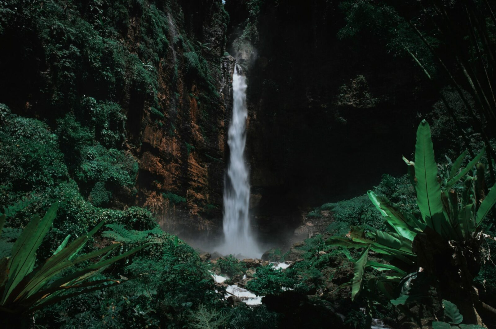 air terjun jawa timur