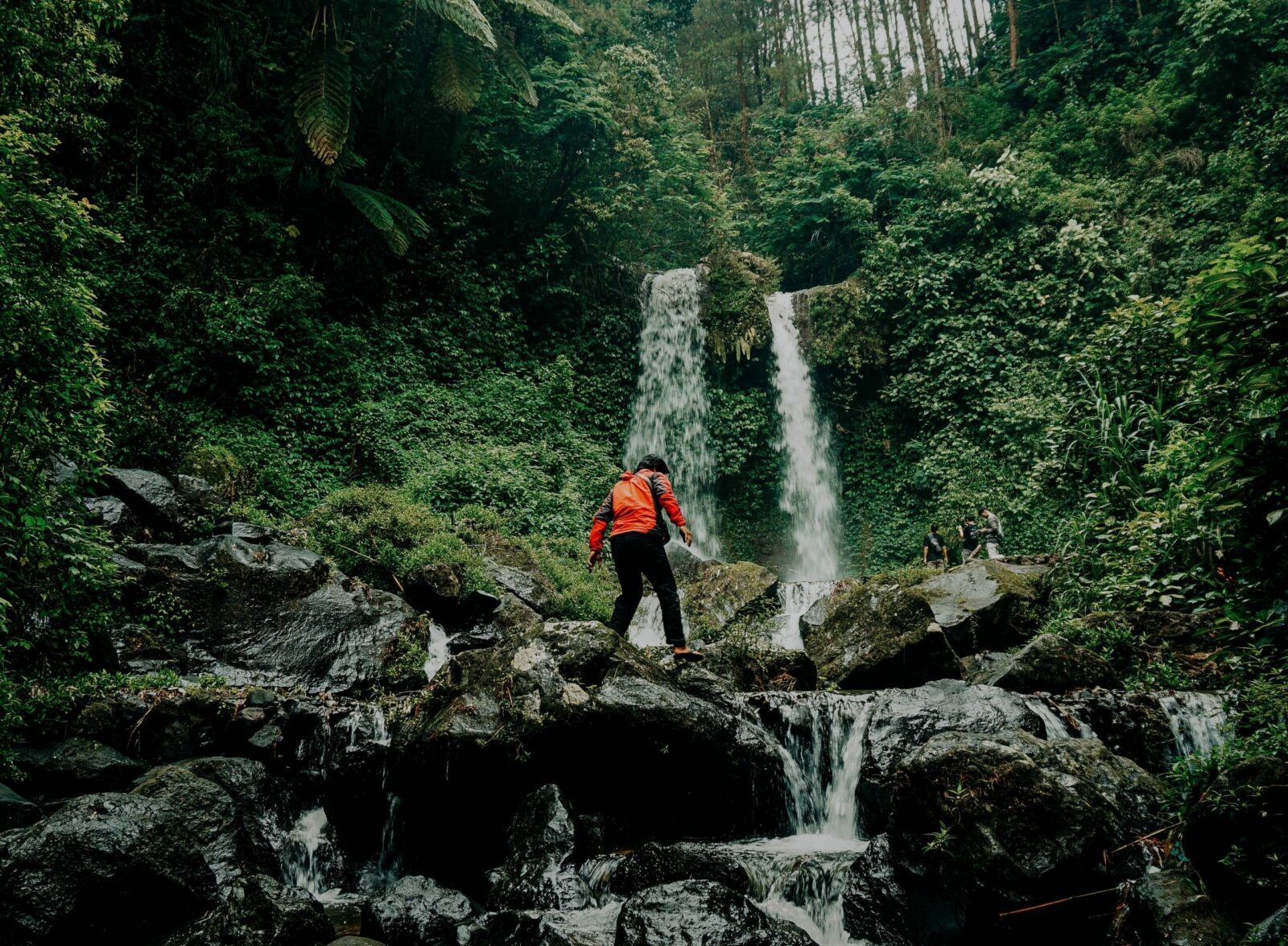 air terjun jawa tengah