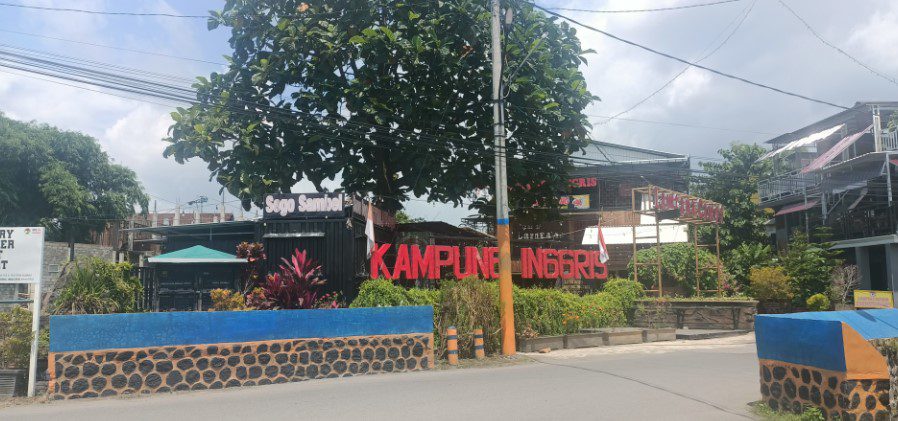 wisata kampung inggris