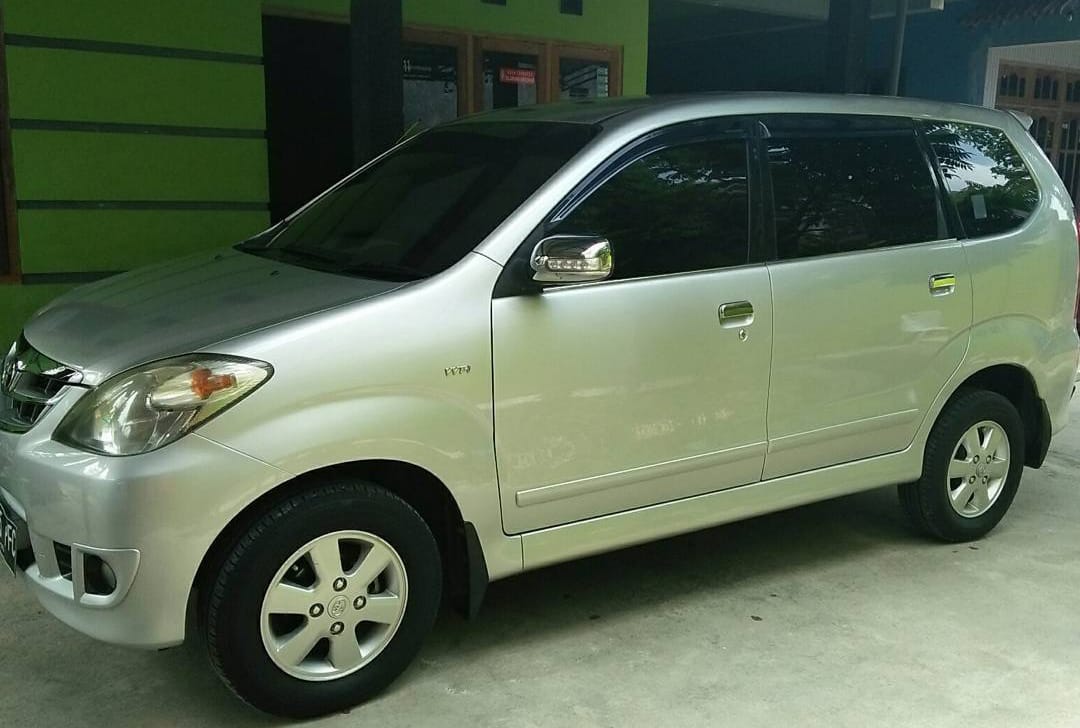 sewa mobil Avanza Madiun