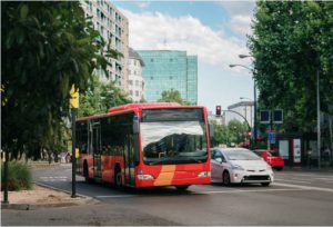 menyewa bus perjalanan wisata