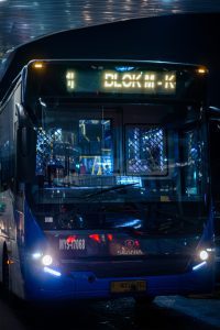 kelebihan dan kelemahan sopir bus