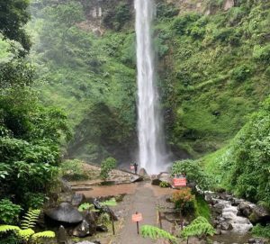 air terjun coban rondo malang