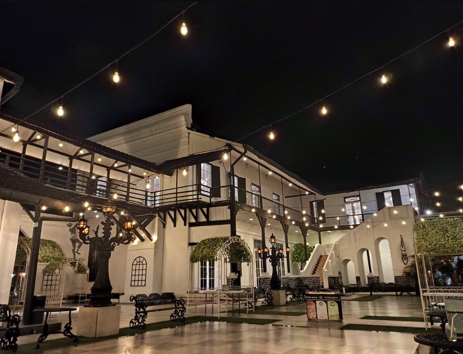 Gedung Djoeang 45 Solo