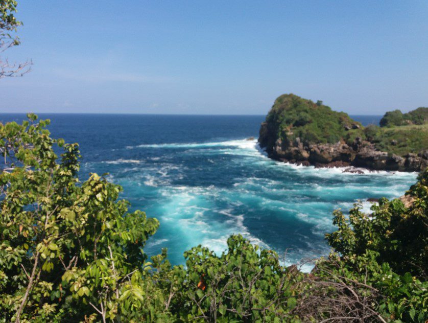 pantai terindah di Indonesia