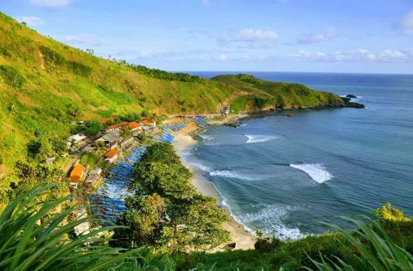 30 Pantai Terindah Di Indonesia Dan Terkenal Sering Dikunjungi Wisatawan