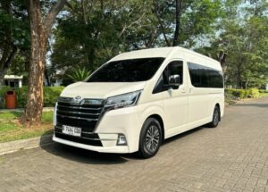 sewa hiace Tangerang