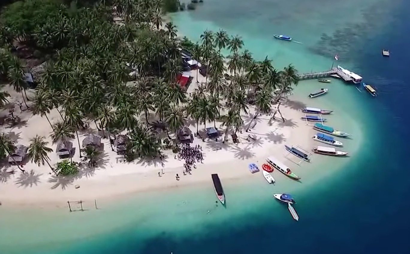 Tempat wisata religi Islam di Sumatera Barat